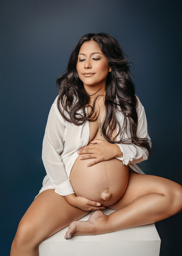 what to wear to your maternity session